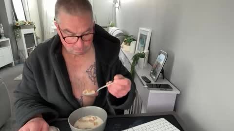 mtb1697 online show from March 13, 2026, 10:22 am