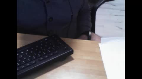 Snapshot of mtwpaul chatting on December 19, 2024, 7:29 am mtwpaul online show from December 19, 2024, 7:29 am