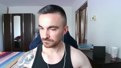 Snapshot of mu5clemania chatting on October 26, 2025, 7:47 am Victor online show from October 26, 2025, 7:47 am