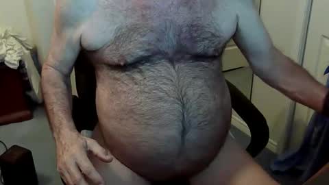 Snapshot of muff3ater chatting on April 28, 2026, 5:12 am muff3ater online show from April 28, 2026, 5:12 am