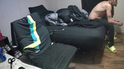 Muffdiver online show from March 3, 2026, 2:18 am