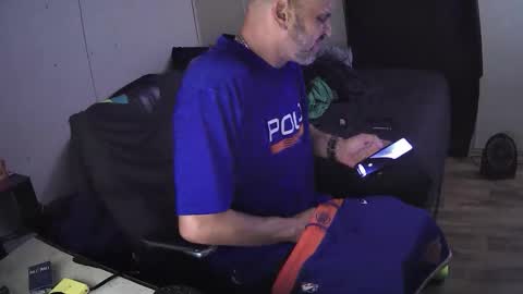 Muffdiver online show from May 31, 2026, 1:25 am