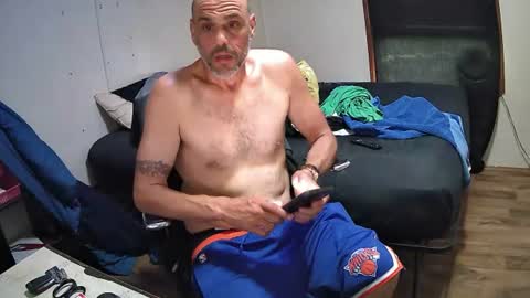 Muffdiver online show from June 19, 2026, 1:48 pm