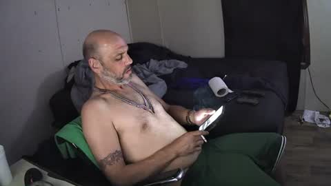Muffdiver online show from June 25, 2026, 3:28 am