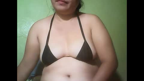 muffy_bunny online show from January 6, 2025, 7:02 pm