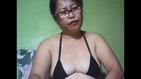 muffy_bunny online show from May 13, 2026, 7:55 pm