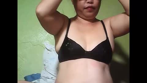 muffy_bunny online show from June 10, 2026, 8:24 am