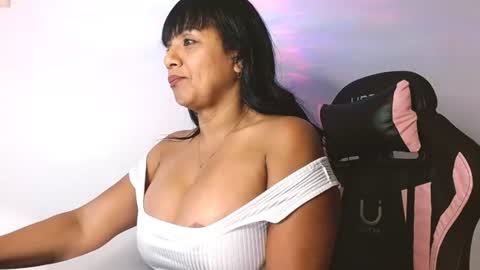 yuli online show from July 6, 2026, 9:06 am