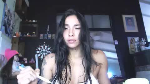 JESSICA online show from October 4, 2025, 6:28 pm