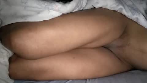 Snapshot of mulato44 chatting on March 5, 2025, 7:38 am Laly online show from March 5, 2025, 7:38 am