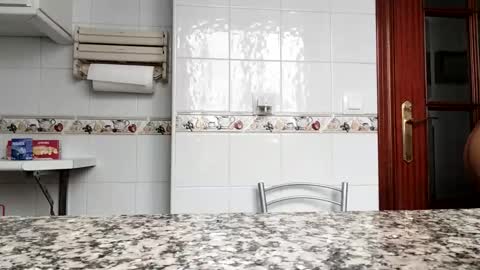 Snapshot of mulato44 chatting on September 25, 2025, 8:18 am Laly online show from September 25, 2025, 8:18 am