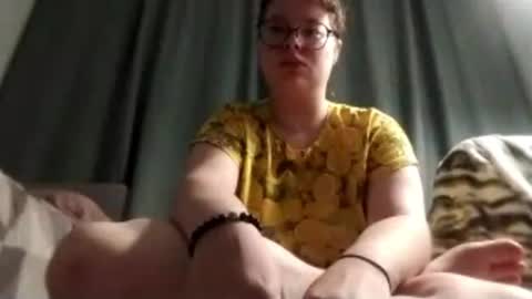 mulavixen online show from July 25, 2026, 7:22 pm