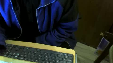 Snapshot of muller520 chatting on December 28, 2024, 7:11 pm muller520 online show from December 28, 2024, 7:11 pm