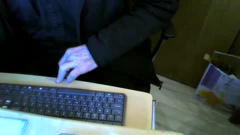 Snapshot of muller520 chatting on December 31, 2024, 2:36 pm muller520 online show from December 31, 2024, 2:36 pm