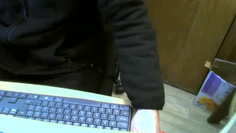 Snapshot of muller520 chatting on January 24, 2025, 10:53 am muller520 online show from January 24, 2025, 10:53 am