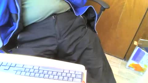 Snapshot of muller520 chatting on February 9, 2025, 12:08 pm muller520 online show from February 9, 2025, 12:08 pm