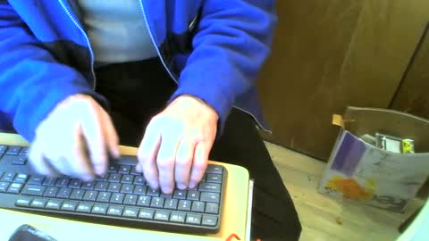 Snapshot of muller520 chatting on February 16, 2025, 3:27 pm muller520 online show from February 16, 2025, 3:27 pm