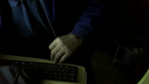 Snapshot of muller520 chatting on February 17, 2025, 2:26 pm muller520 online show from February 17, 2025, 2:26 pm