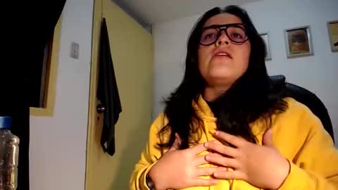 Snapshot of multiorgasmic_6 chatting on October 17, 2025, 2:04 am Dani and Alex online show from October 17, 2025, 2:04 am