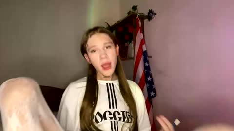 Snapshot of mun_poli chatting on September 20, 2025, 2:29 pm Polik online show from September 20, 2025, 2:29 pm