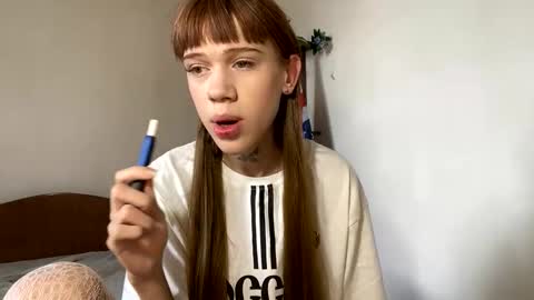 Snapshot of mun_poli chatting on September 21, 2025, 5:20 am Polik online show from September 21, 2025, 5:20 am