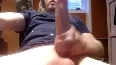 Snapshot of mur_mur_mur chatting on December 3, 2024, 6:28 pm Tomas online show from December 3, 2024, 6:28 pm