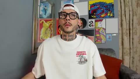 Snapshot of murdockh chatting on October 27, 2025, 5:11 am murdok online show from October 27, 2025, 5:11 am