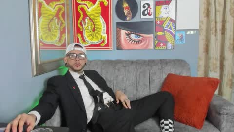 Snapshot of murdockh chatting on November 8, 2025, 5:07 am murdok online show from November 8, 2025, 5:07 am