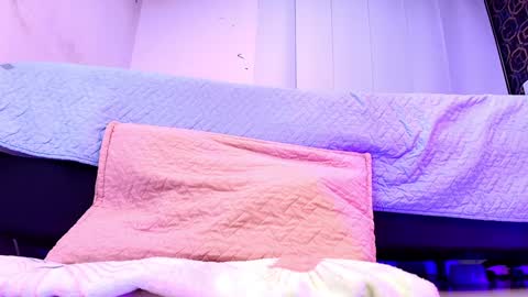 Snapshot of muriel_belovv chatting on January 14, 2025, 3:01 am Tell me Sofi online show from January 14, 2025, 3:01 am