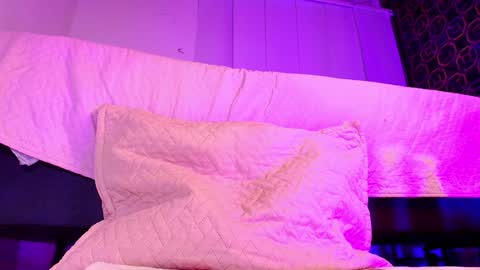Snapshot of muriel_belovv chatting on January 16, 2025, 6:25 am Tell me Sofi online show from January 16, 2025, 6:25 am