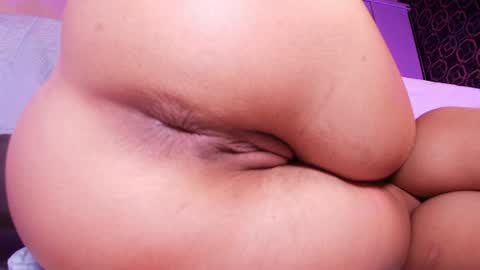 Snapshot of muriel_belovv chatting on January 17, 2025, 6:15 am Tell me Sofi online show from January 17, 2025, 6:15 am