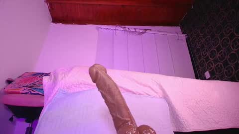 Snapshot of muriel_belovv chatting on September 22, 2025, 3:08 am Tell me Sofi  online show from September 22, 2025, 3:08 am