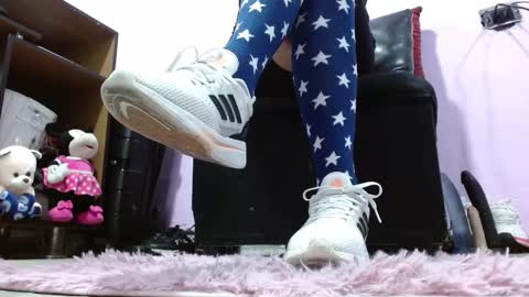 Muriel online show from February 14, 2025, 1:45 am