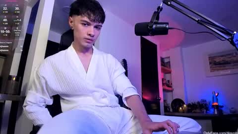 Snapshot of murielkarmesi chatting on November 8, 2025, 12:55 am murielkarmesi online show from November 8, 2025, 12:55 am