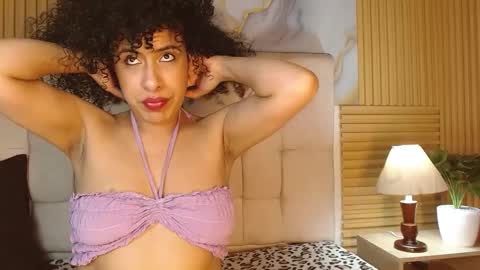Snapshot of muriell303av chatting on October 10, 2025, 5:06 am muriell303av online show from October 10, 2025, 5:06 am