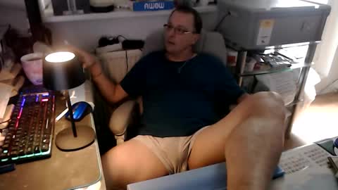 Snapshot of muschiliebhaber chatting on September 26, 2025, 10:30 am Horny Goat online show from September 26, 2025, 10:30 am