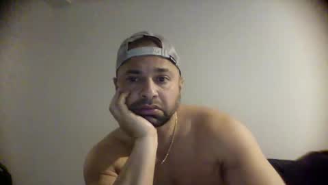 Cool Traveler online show from November 5, 2025, 9:04 pm