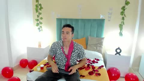 Snapshot of muscle_scott chatting on September 20, 2025, 12:17 pm muscle scott online show from September 20, 2025, 12:17 pm