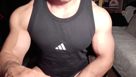 Snapshot of musclebredon chatting on March 21, 2026, 8:56 pm BRENDON online show from March 21, 2026, 8:56 pm
