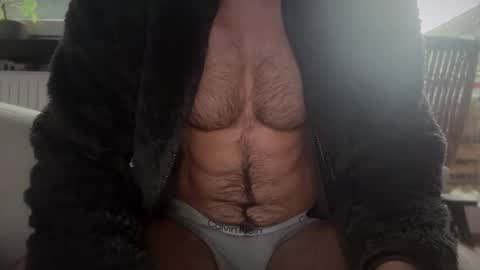 Snapshot of musclehair3 chatting on December 14, 2024, 9:40 am musclehair3 online show from December 14, 2024, 9:40 am