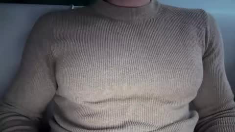 Snapshot of musclehair3 chatting on December 19, 2024, 9:40 am musclehair3 online show from December 19, 2024, 9:40 am
