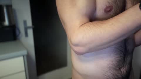 Snapshot of musclehair3 chatting on December 19, 2024, 9:49 pm musclehair3 online show from December 19, 2024, 9:49 pm