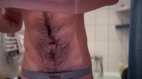 Snapshot of musclehair3 chatting on January 29, 2025, 12:13 pm musclehair3 online show from January 29, 2025, 12:13 pm