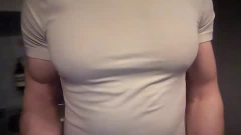 Snapshot of musclehair3 chatting on February 19, 2025, 9:47 pm musclehair3 online show from February 19, 2025, 9:47 pm