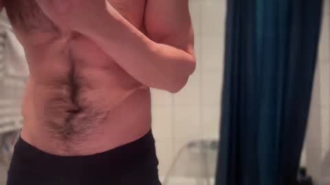 Snapshot of musclehair3 chatting on February 22, 2025, 8:18 am musclehair3 online show from February 22, 2025, 8:18 am