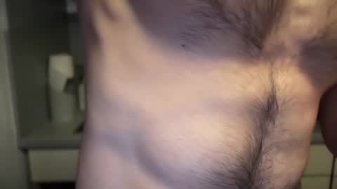 Snapshot of musclehair3 chatting on February 26, 2025, 11:26 pm musclehair3 online show from February 26, 2025, 11:26 pm