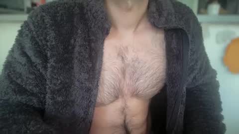 musclehair3 online show from April 26, 2026, 8:56 am
