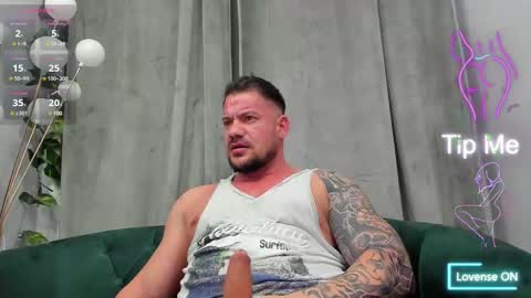MuscleMonster31 online show from March 5, 2025, 10:32 pm