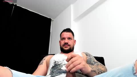 MuscleMonster31 online show from October 7, 2025, 10:51 pm