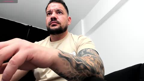 MuscleMonster31 online show from October 16, 2025, 12:28 pm